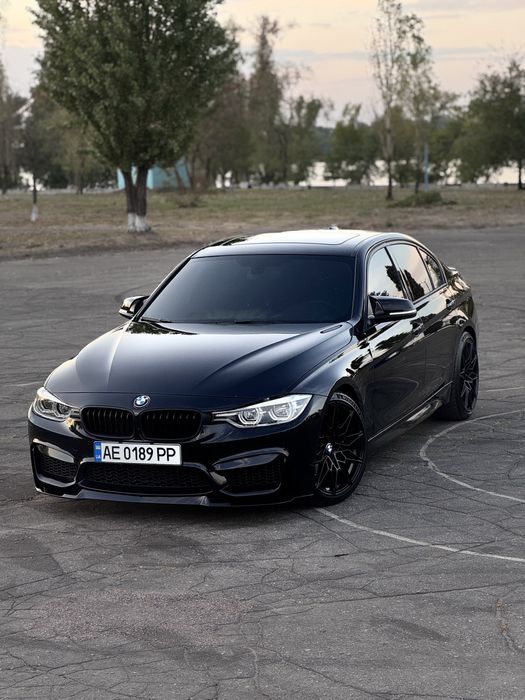 BMW 328i Xdrive 2016