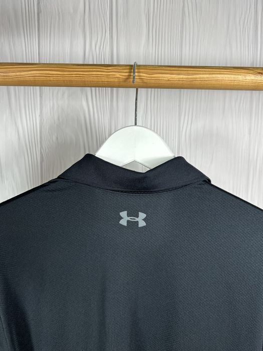 Under Armour Black Performance поло в чудовому базовому дизайні