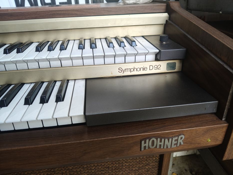 Organy Hohner  Symphonie D-92