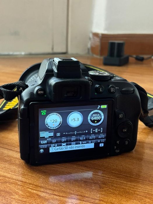 Máquina fotográfica Nikon