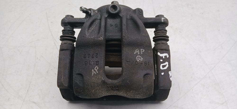 Pinça travão / maxila de travão frente direita NISSAN Micra V (K14)