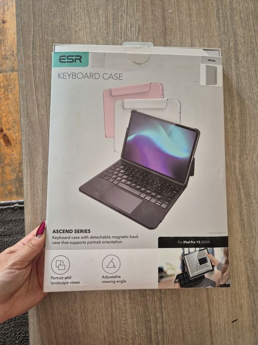 Etui z klawiaturą do Ipad Pro 13
