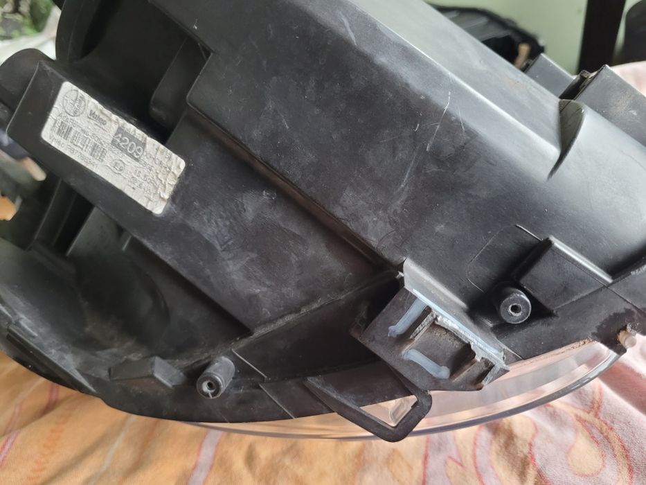 Alfa Romeo Mito lampa przednia prawa