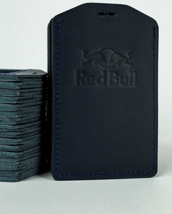 Відшив корпоративних подарунків зі шкіри. Брендування, пакування