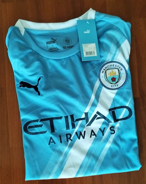 Camisola City e Liverpool