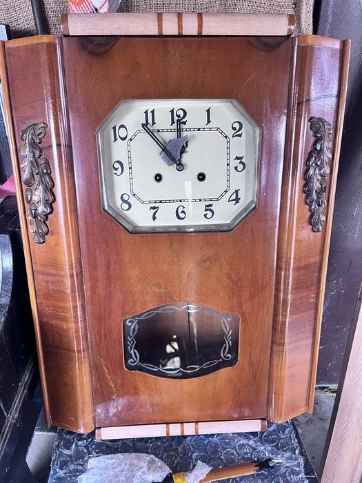 Годинник настінний з боєм