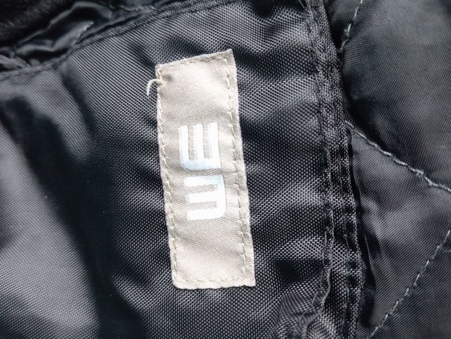 Czarny płaszczyk dla chłopca WE