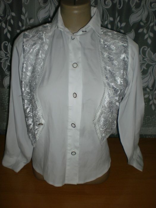 Блузку на девочку 7-8 лет