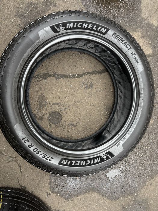 275/50R21 Michelin Primacy All Season LR