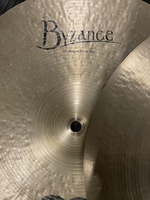 Pratos Meinl 15” Medium Traditional HiHat