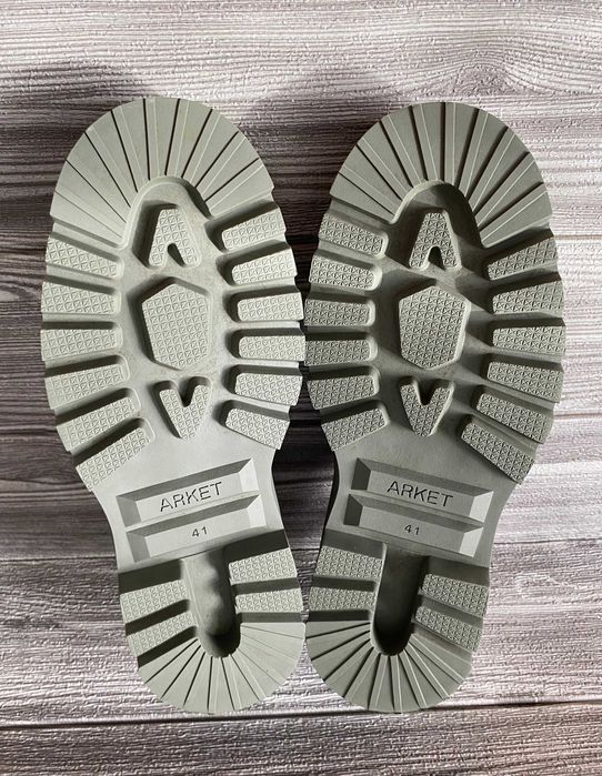 Arket Chunky Canvas trainers, rozmiar 41, stan bardzo dobry