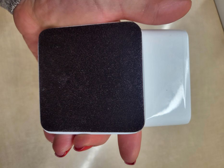 Коробочка для весільних обручок