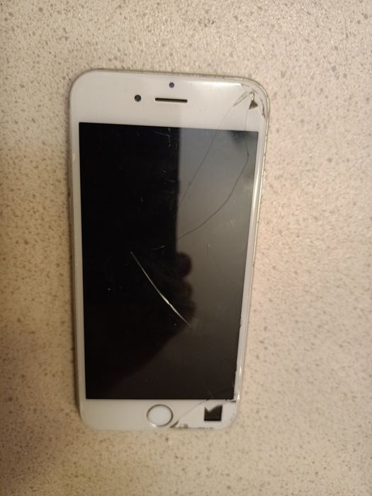 iPhone S na części