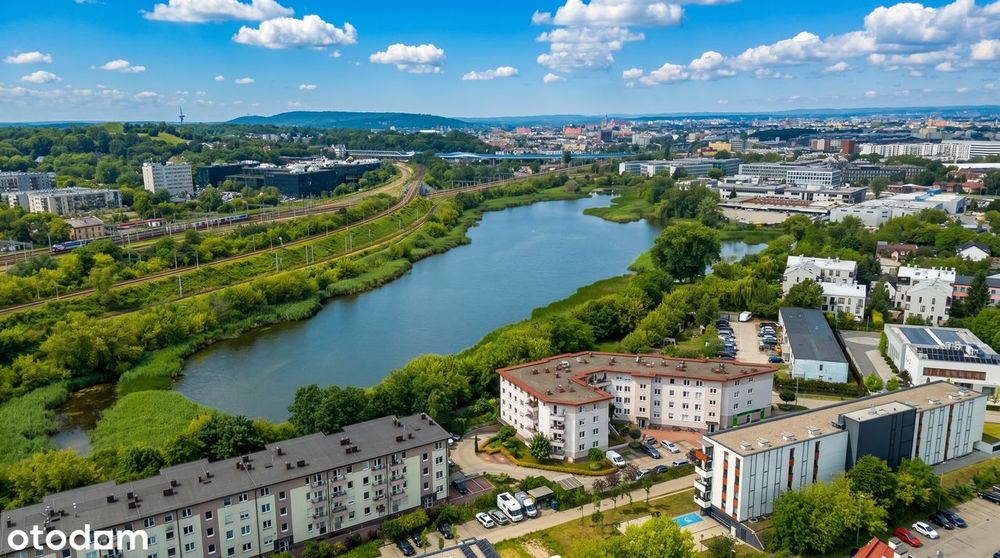 2 pokoje, balkon, klimatyzacja, miejsce postojowe