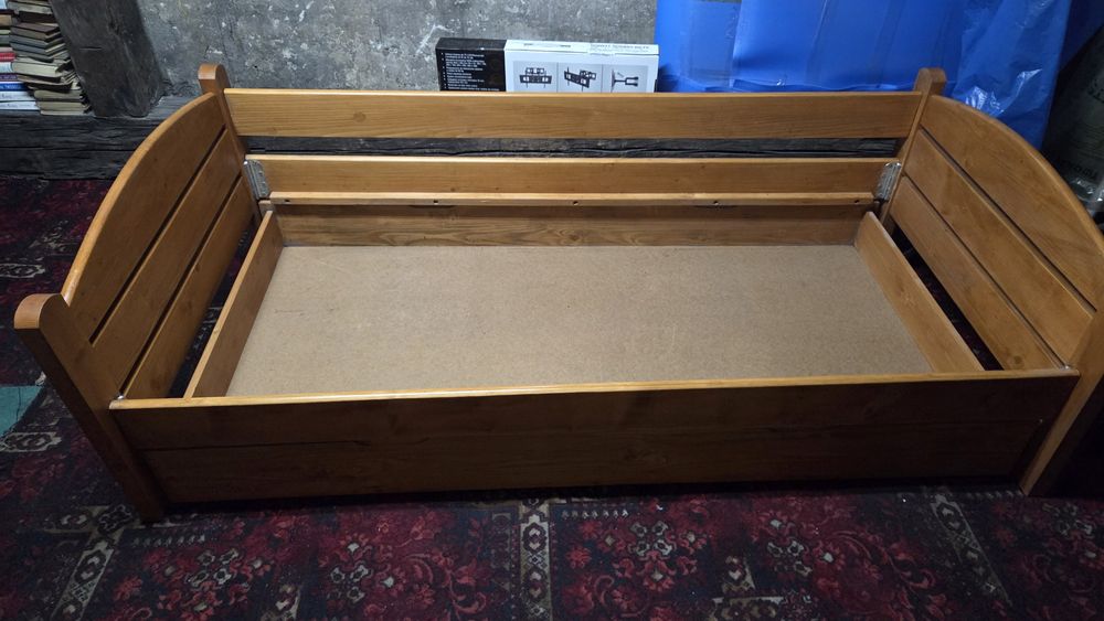 Łóżko sosnowe 90x200