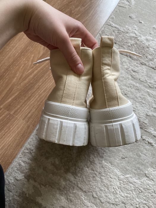 Кеди в ідеальному стані