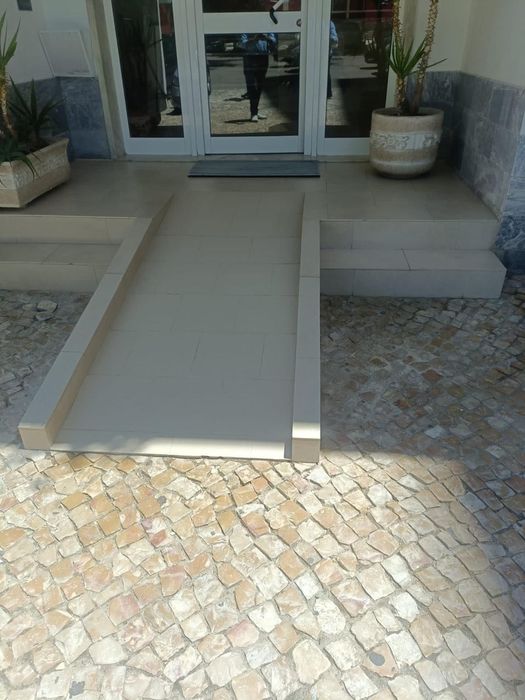 Apartamento para arrendar Miratejo