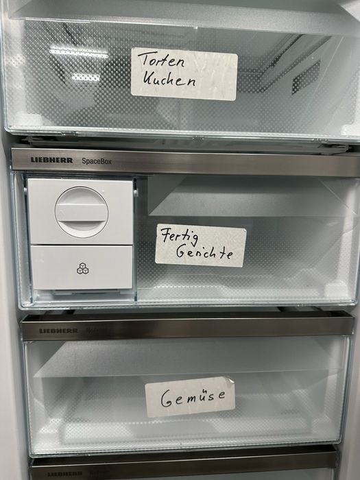 Морозильна камера Liebherr FNc 5277 Peak