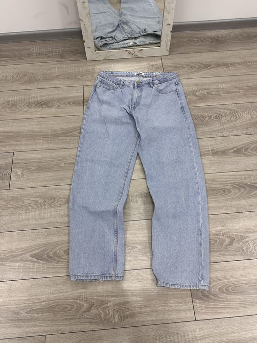 Мужские базовые светлые широкие джинсы