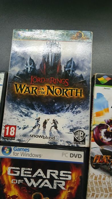 Диски с играми для Windows.