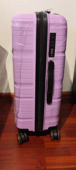 Malas de viagem de 23kg, novas.