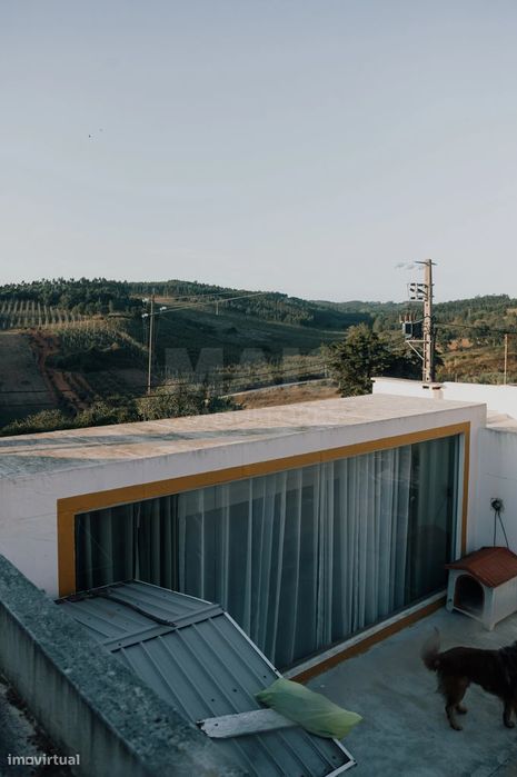 Moradia T3 com Terraço Panorâmico e Vista Serra