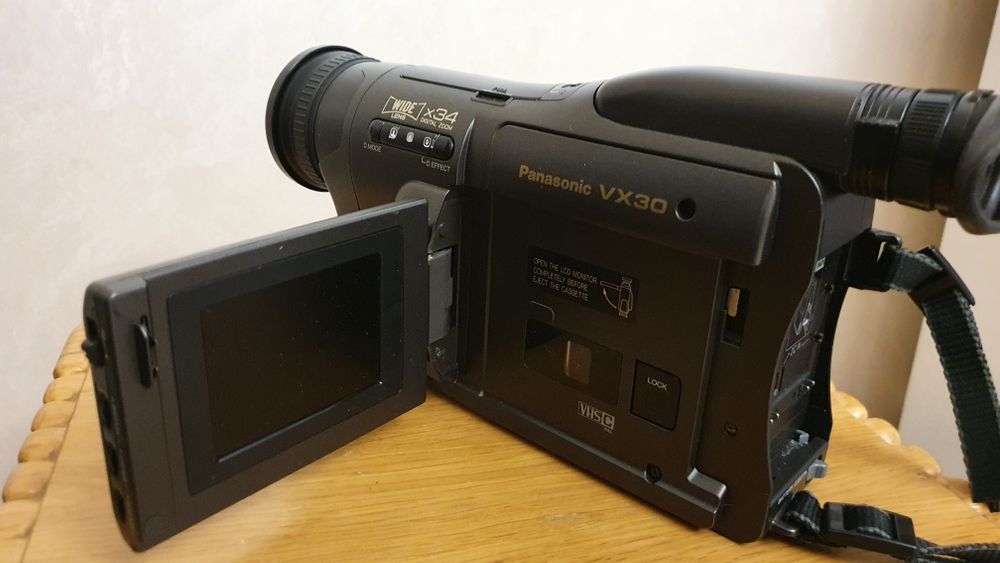 Видеокамера  Панасоник