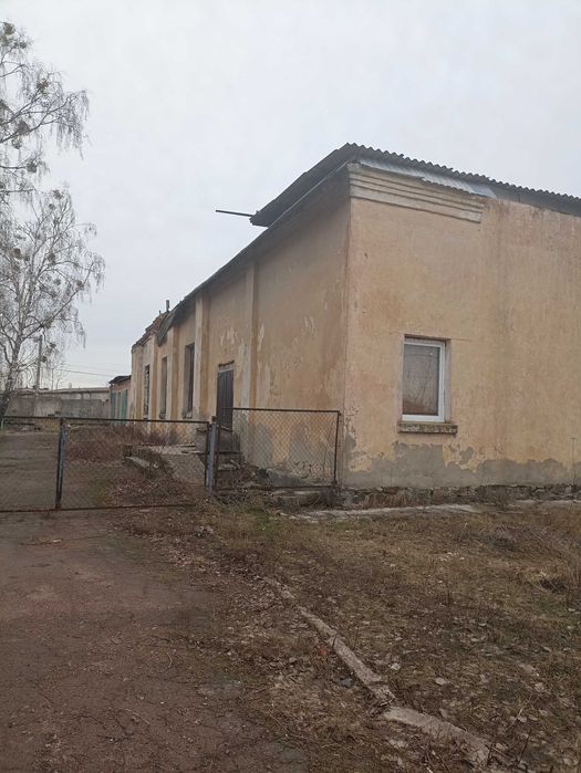 Продається приміщення нежитлового фонду