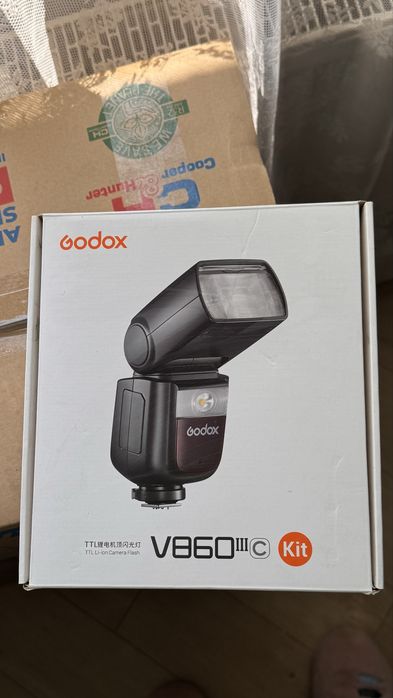 спалах Godox V860IIIC для Canon