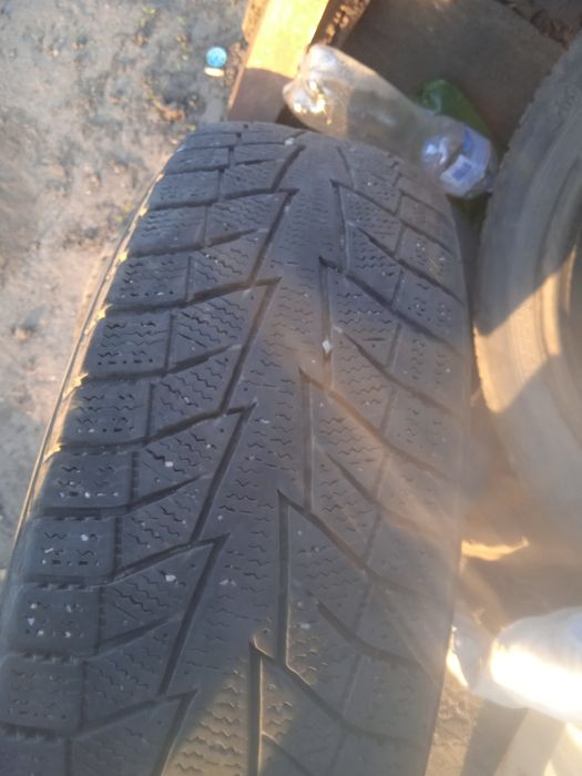 Продам шину 175/70/14