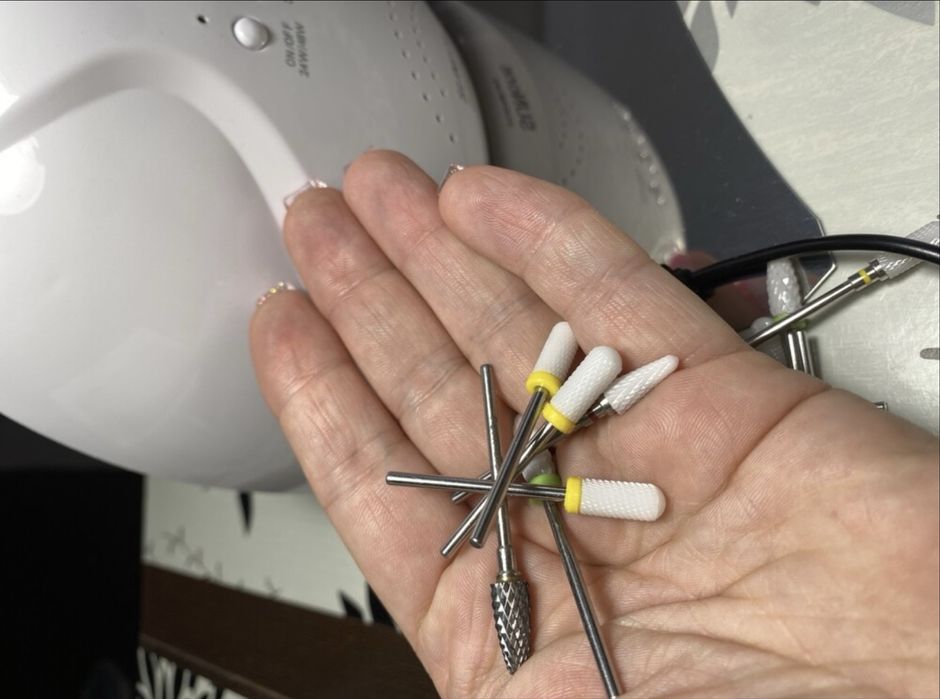 Лампа для манікюру