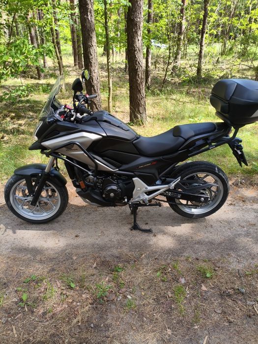 Bardzo ładna nc 750x manual mały przbieg