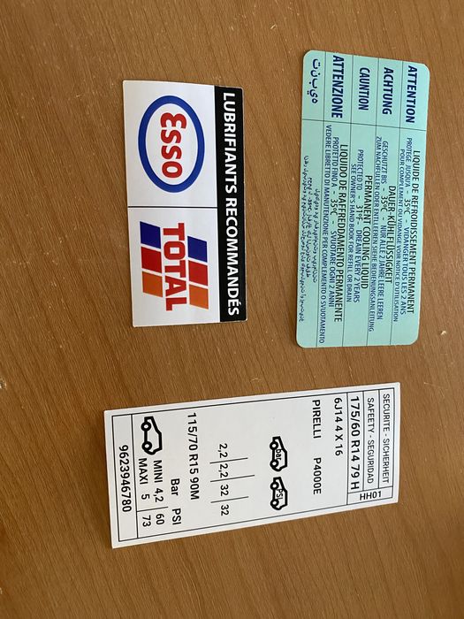 Autocolantes do Cofre do motor Peugeot 106 Xsi e Rallye