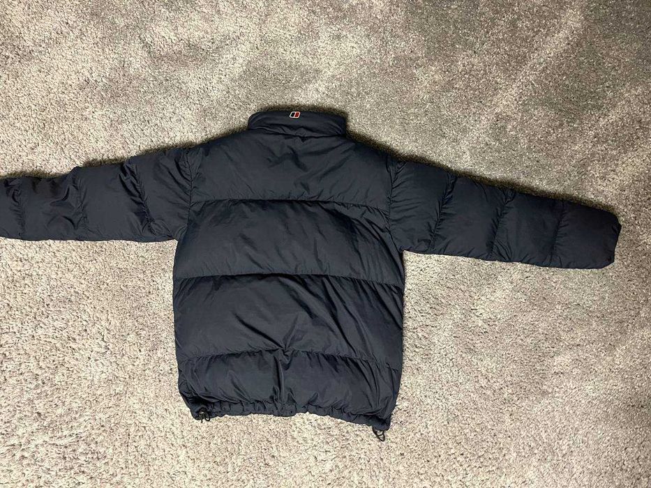 Пуховик Berhaus оригінальний 146-152 см