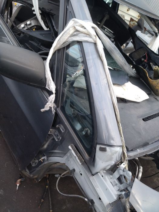 Kia Venga Szyba Karoseryjna Lewa Prawa 09-