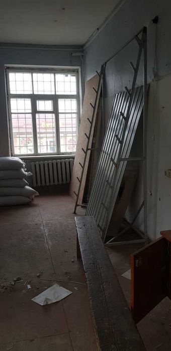 Приміщення, с. Тишківка, вул. Азарова Олександра, 3