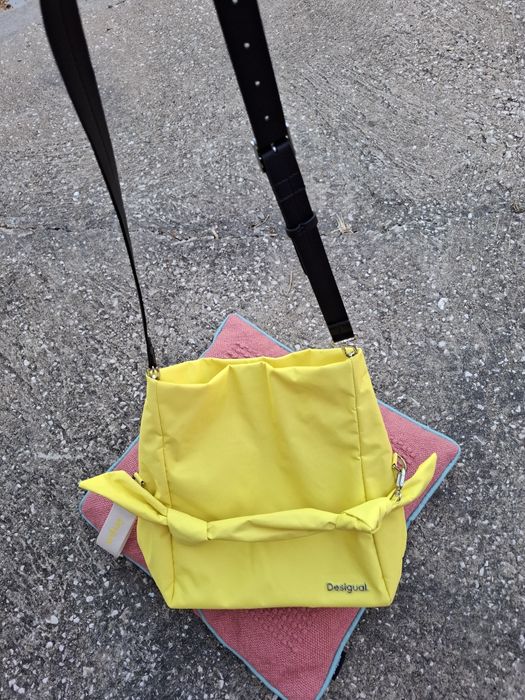 Mala Desigual nunca usada