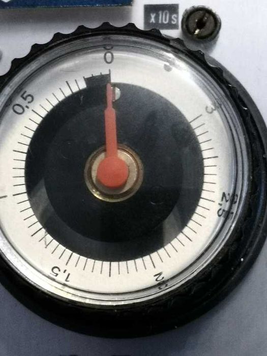 przekaźnik z nastawnym wyłącznikiem czasowym