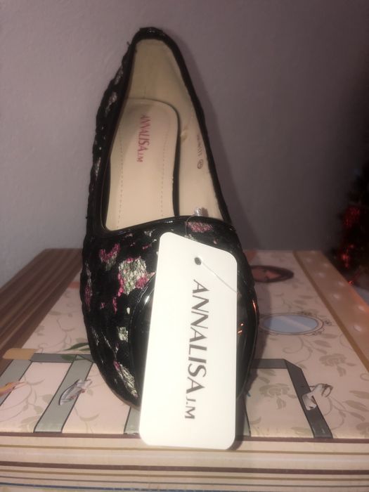 Sapatos de salto alto