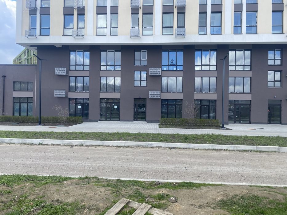 Здам приміщення в  ЖК Medison Garden 85 і 75 м.кв