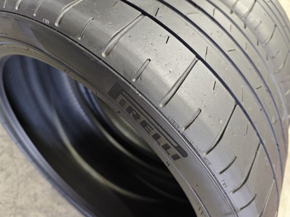 245/35/19 Pirelli