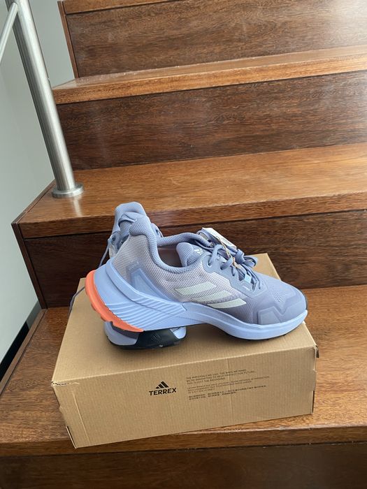 Saoatilhas adidas completamente novas