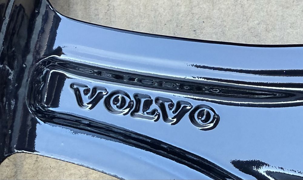 Oryginalne felgi Volvo 5x108 18" 7J ET49 XC90 S60 V70