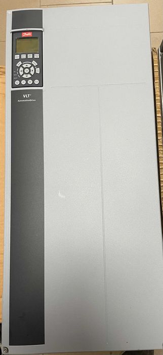 Falownik Danfoss 75 kW FC 302 iP55 stan idealny