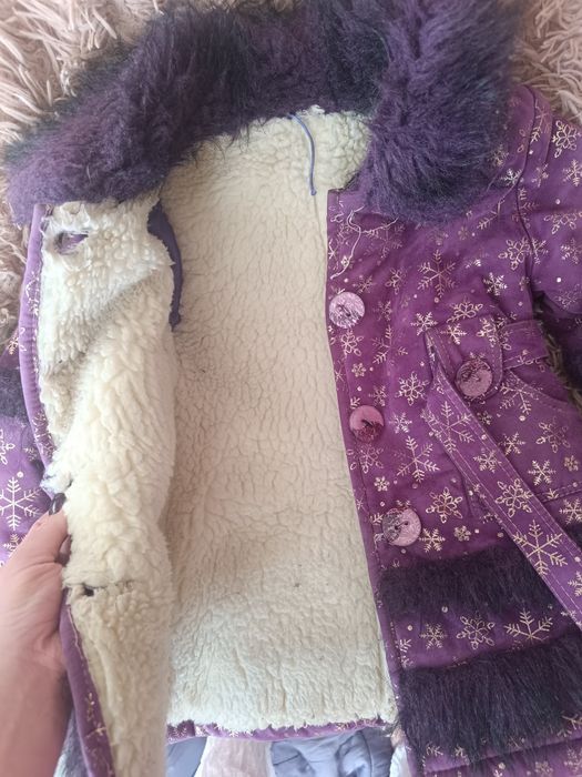 Зимова куртка віддам безкоштовно