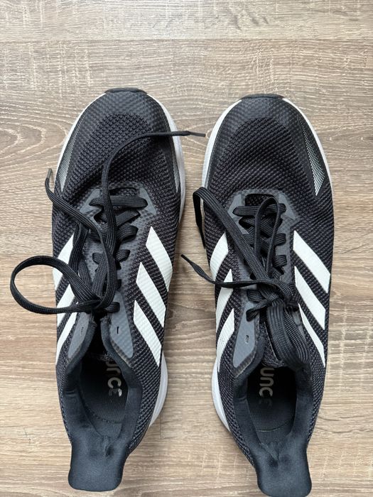 Кроссовки adidas 45