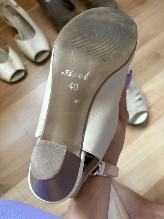 Oddam buty damskie
