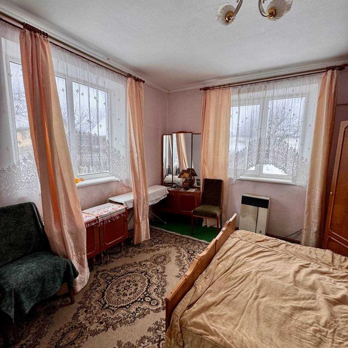 Продаж великого будинку в с. Тязів (13 км від Івано-Франківська)