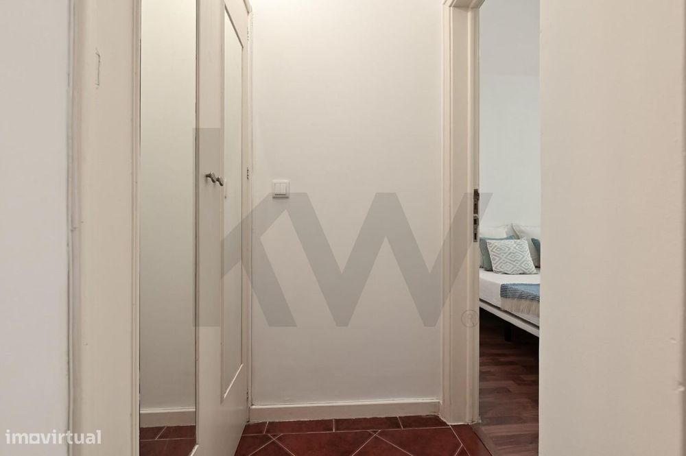 Apartamento T1 moderno na Av. Almirante Reis – Excelente Investimento