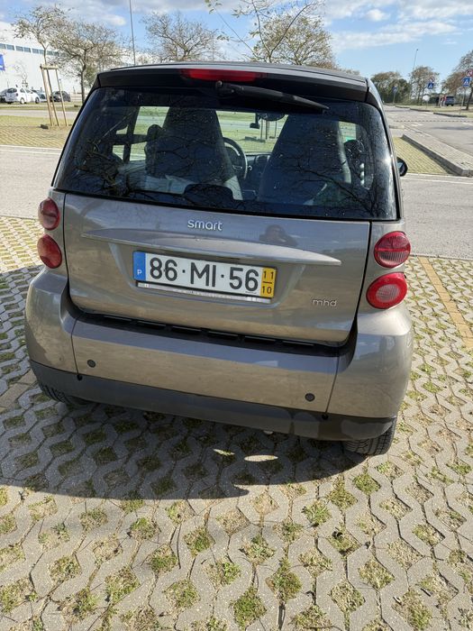 Smart Fortwo c/ poucos km - disponivel